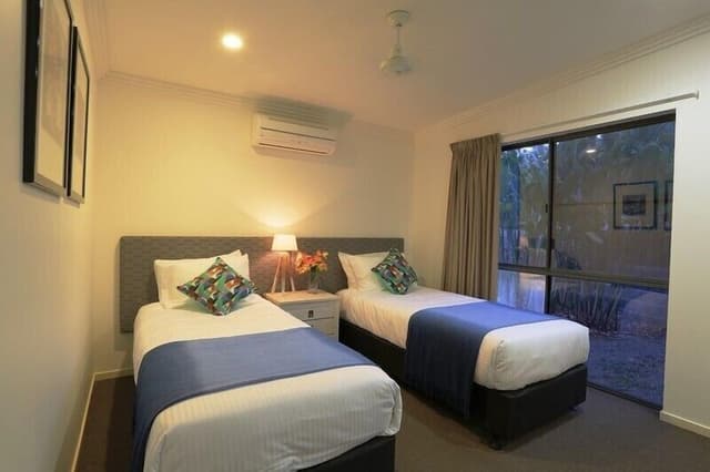 House, 4 Bedrooms