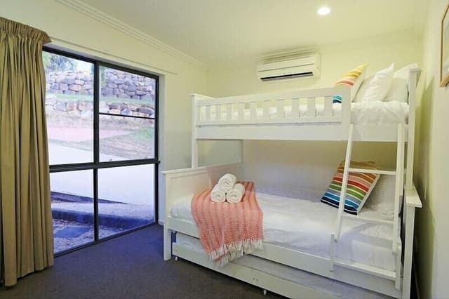 House, 4 Bedrooms