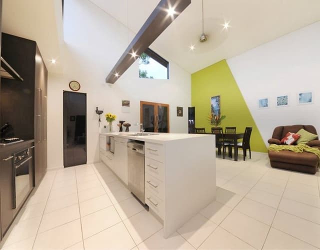 House, 4 Bedrooms