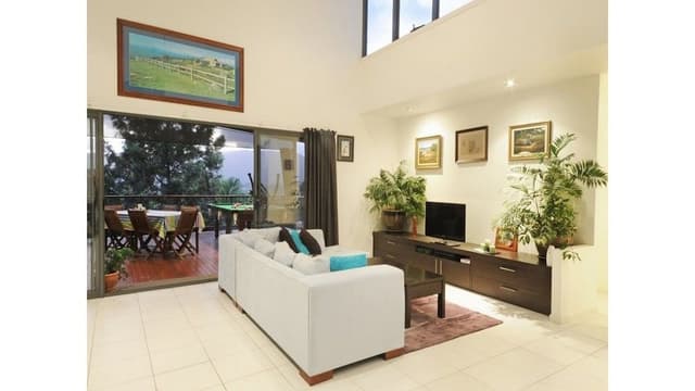 House, 4 Bedrooms