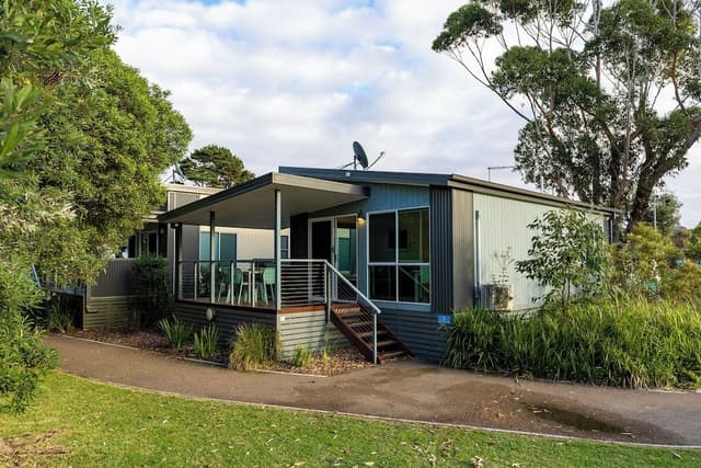 Waterview Villa