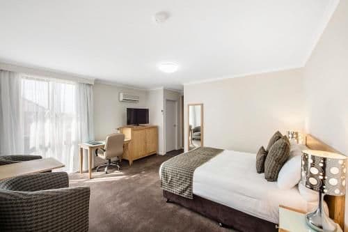 Premium King Room