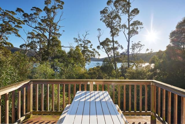 Waterview Cabin