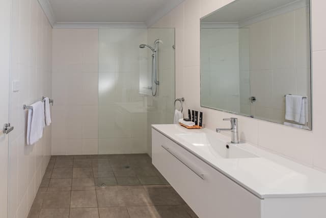 Deluxe Family Suite