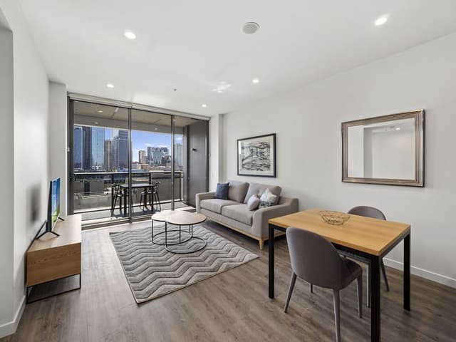 1 Bedroom Deluxe Apartment