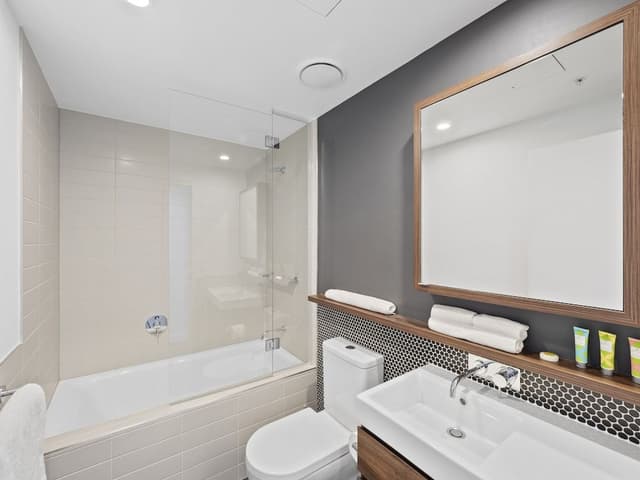 2 Bedroom Deluxe Apartment