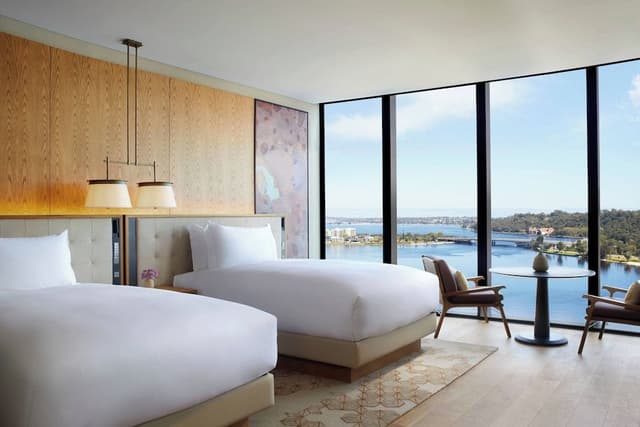 Swan River View, Premium Guest Room, 2 Double Beds