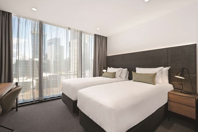 Yarra Riverview Family Room