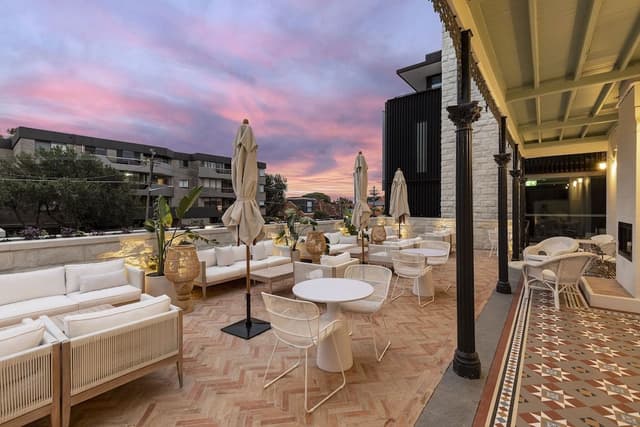 Penthouse Suite
