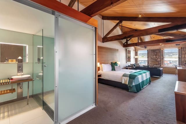 Deluxe Spa Room - Harbour View