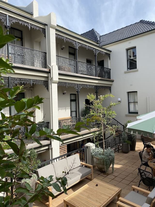 Courtyard Room
