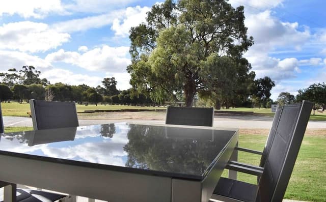 Deluxe Apartment, 3 Bedrooms, Kitchen, Golf View