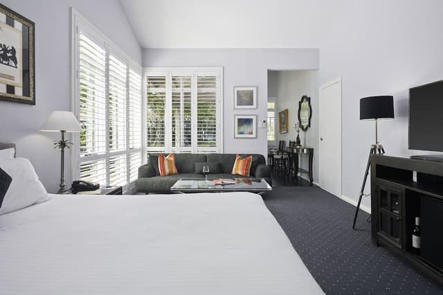 Suite, Garden View