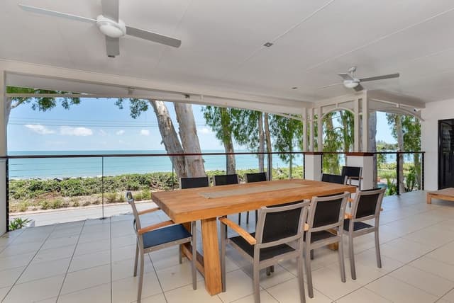 4 Bedroom Beach House