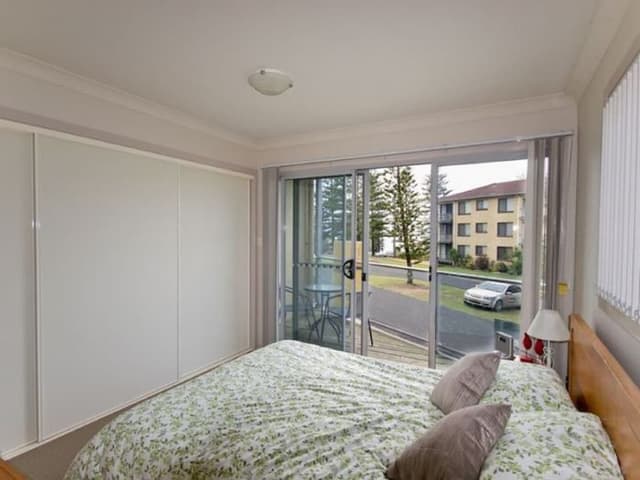 House, 2 Bedrooms