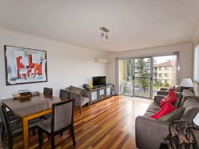 House, 2 Bedrooms