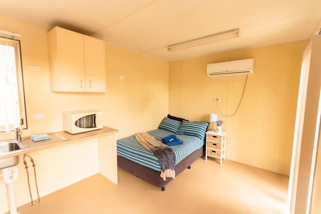 Double Cabin