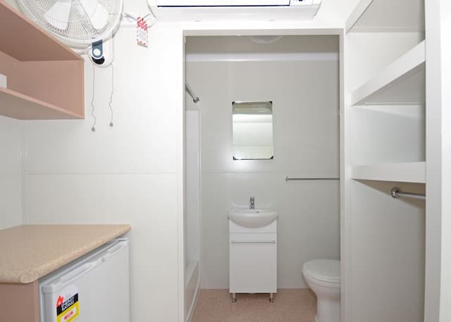 Compact Queen Van Room
