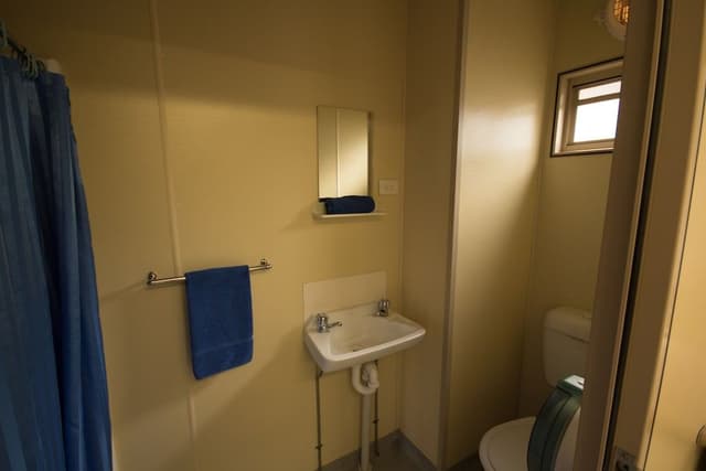 Double Cabin