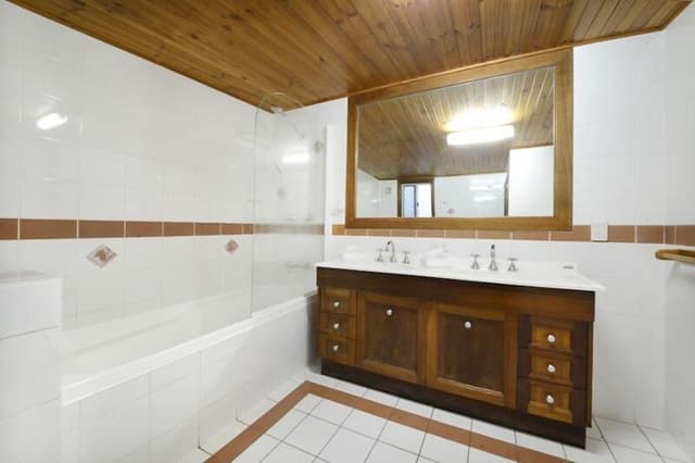 House, 3 Bedrooms