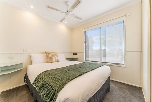Bronze 2 Bedroom (6 Berth)