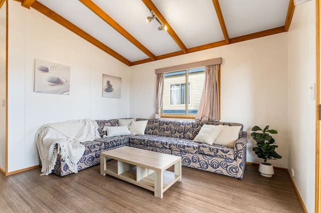 Silver 2 Bedroom (6 Berth)