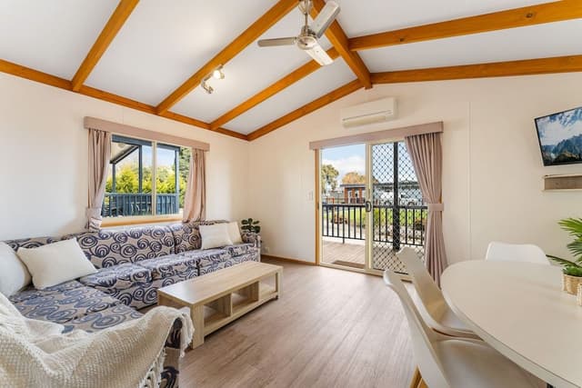 Silver 2 Bedroom (6 Berth)