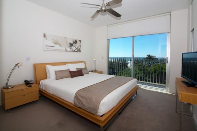 3 Bedroom Beachfront