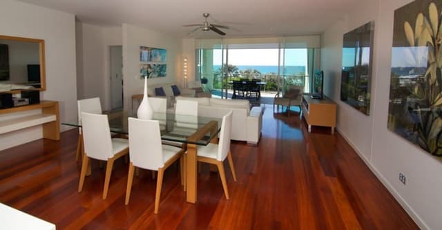 3 Bedroom Beachfront