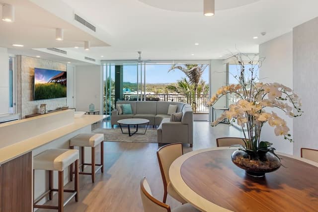 4 Bedroom Roof Top Apartment
