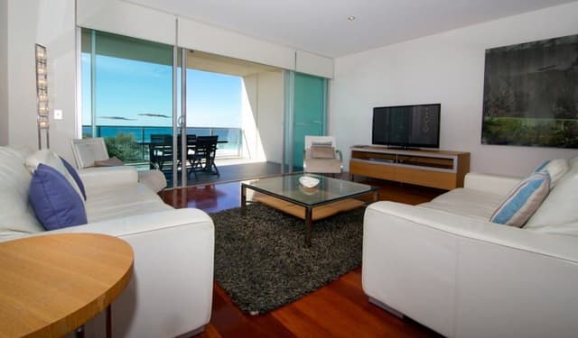 3 Bedroom Beachfront