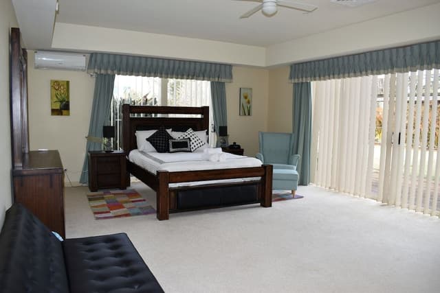 Luxury House, 5 Bedrooms