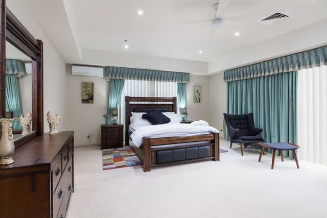 Luxury House, 5 Bedrooms