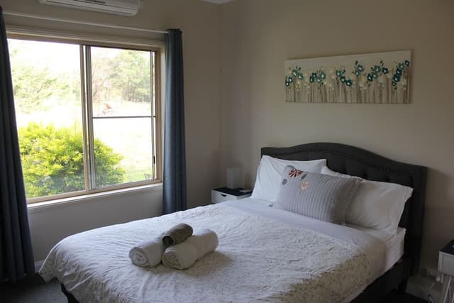 Comfort Apartment, 1 Queen Bed with Sofa bed, Mountain View, Ground Floor