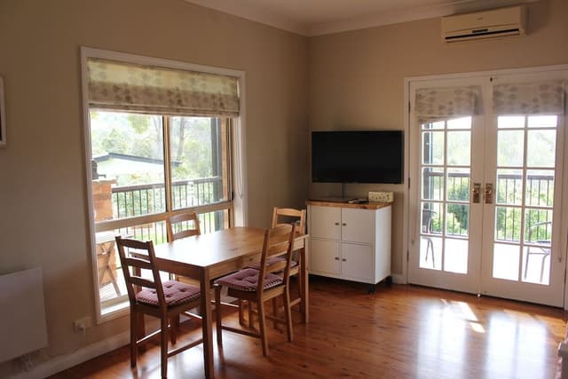 Comfort Apartment, 1 Queen Bed with Sofa bed, Mountain View, Ground Floor