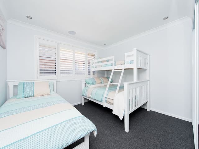 Burraneer @ Corlette (Tri Bunk)