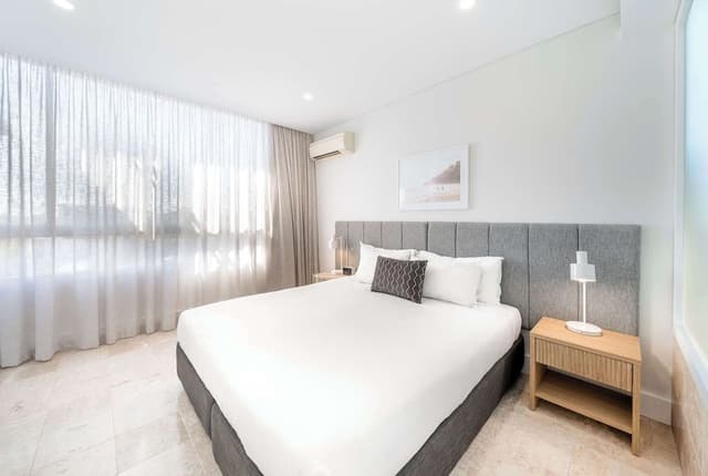 2 Bedroom