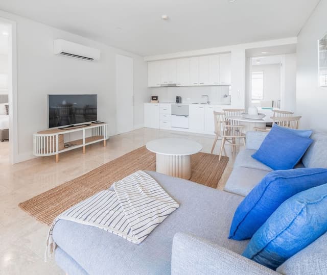 2 Bedroom