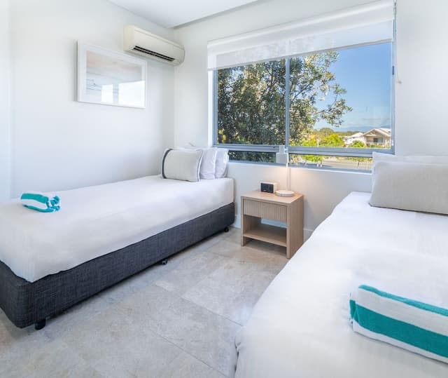 2 Bedroom