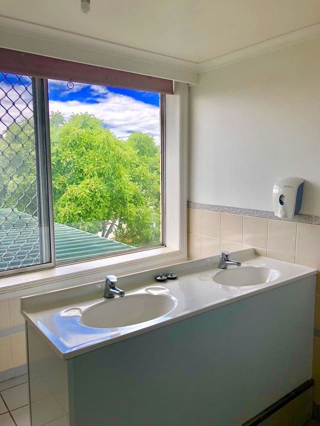 Private Twin Single Room