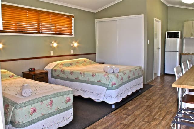 One Bedroom Villa with Queen Bed