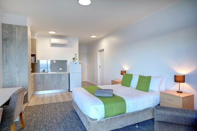 Family Room, Sea View