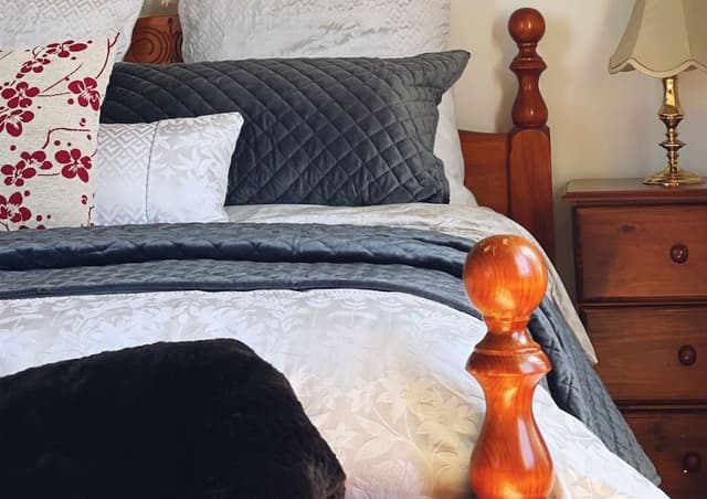 Standard Room, 1 Queen Bed (Giffen Room)