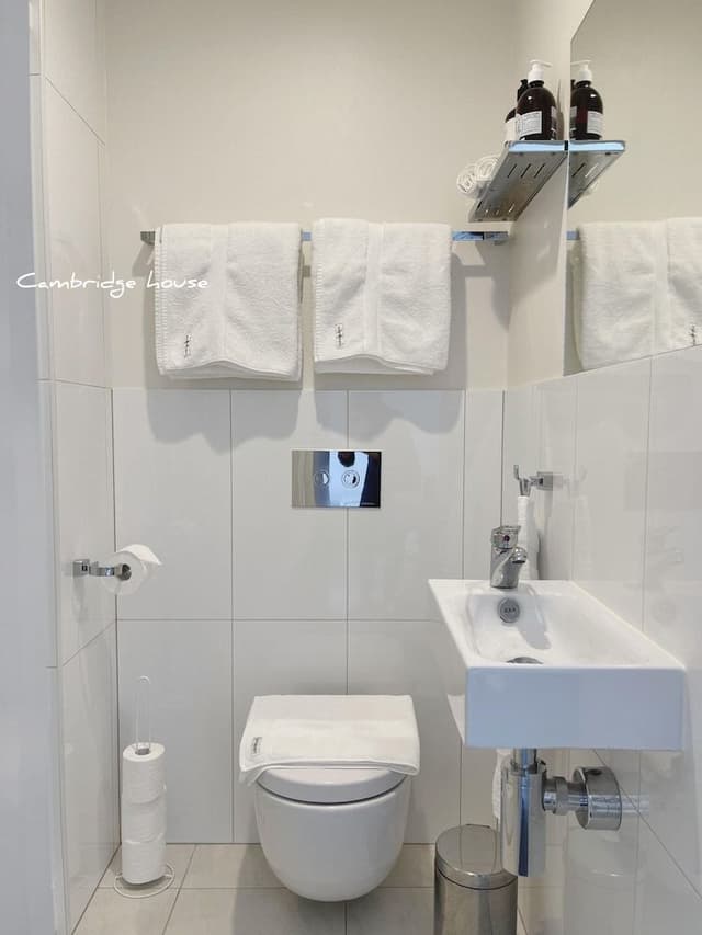 Standard Room (Sarah)