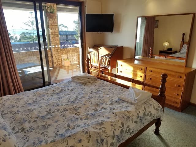 Family House, 3 Bedrooms, Sea View