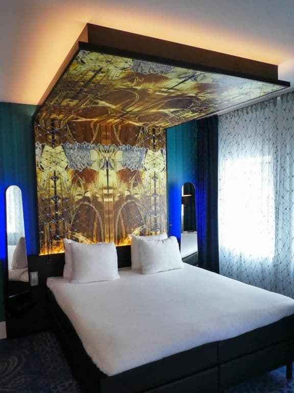 Executive Room