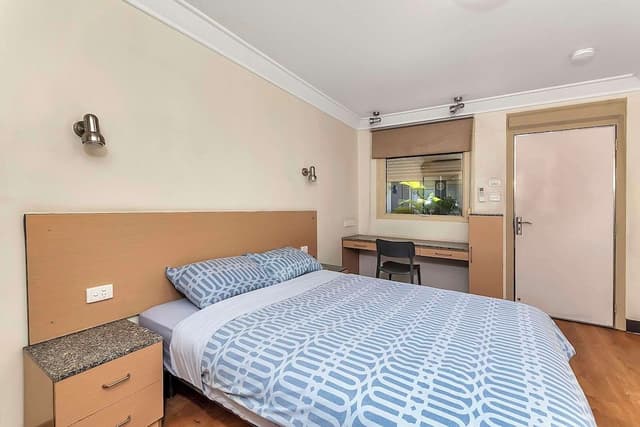 Standard Room, 1 Queen Bed, Non Smoking