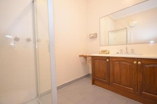 Heritage Queen Twin Room