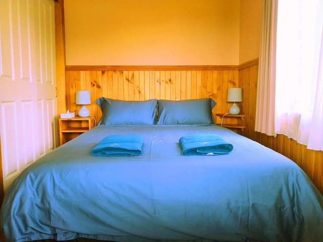 Two Bedroom Family Cottage with Country View Non Pet Friendly
