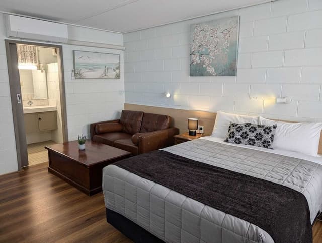 Superior Queen Room